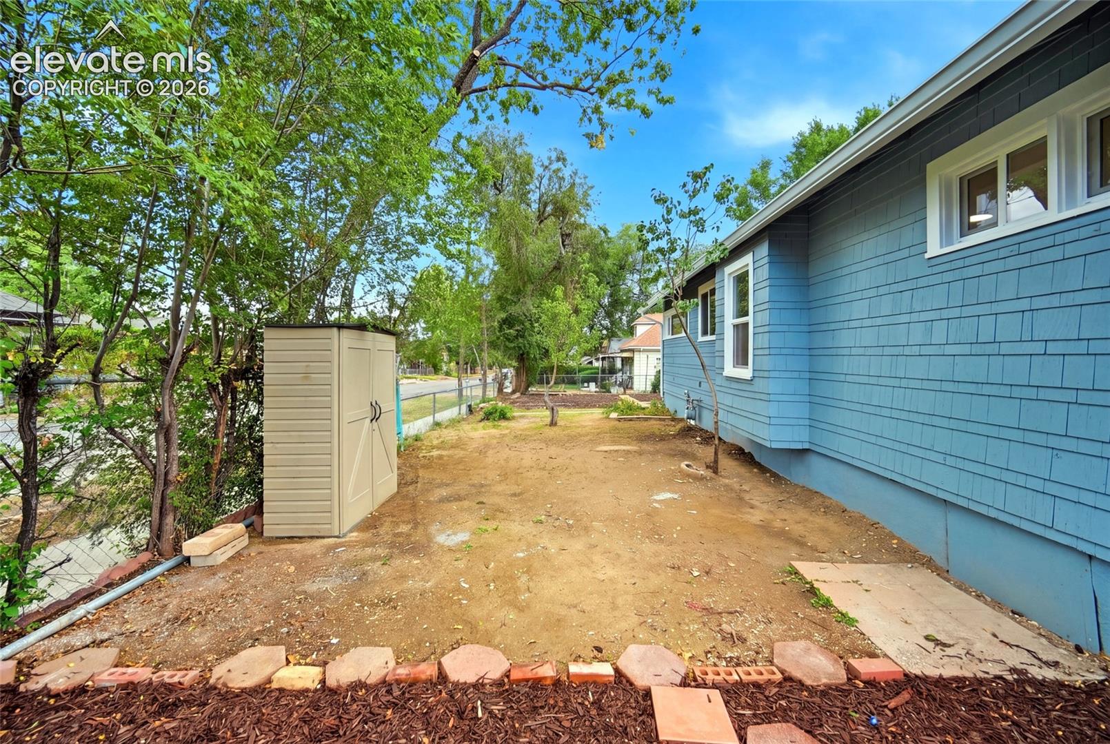 Photo 30 of 947 E Costilla Street, Colorado Springs