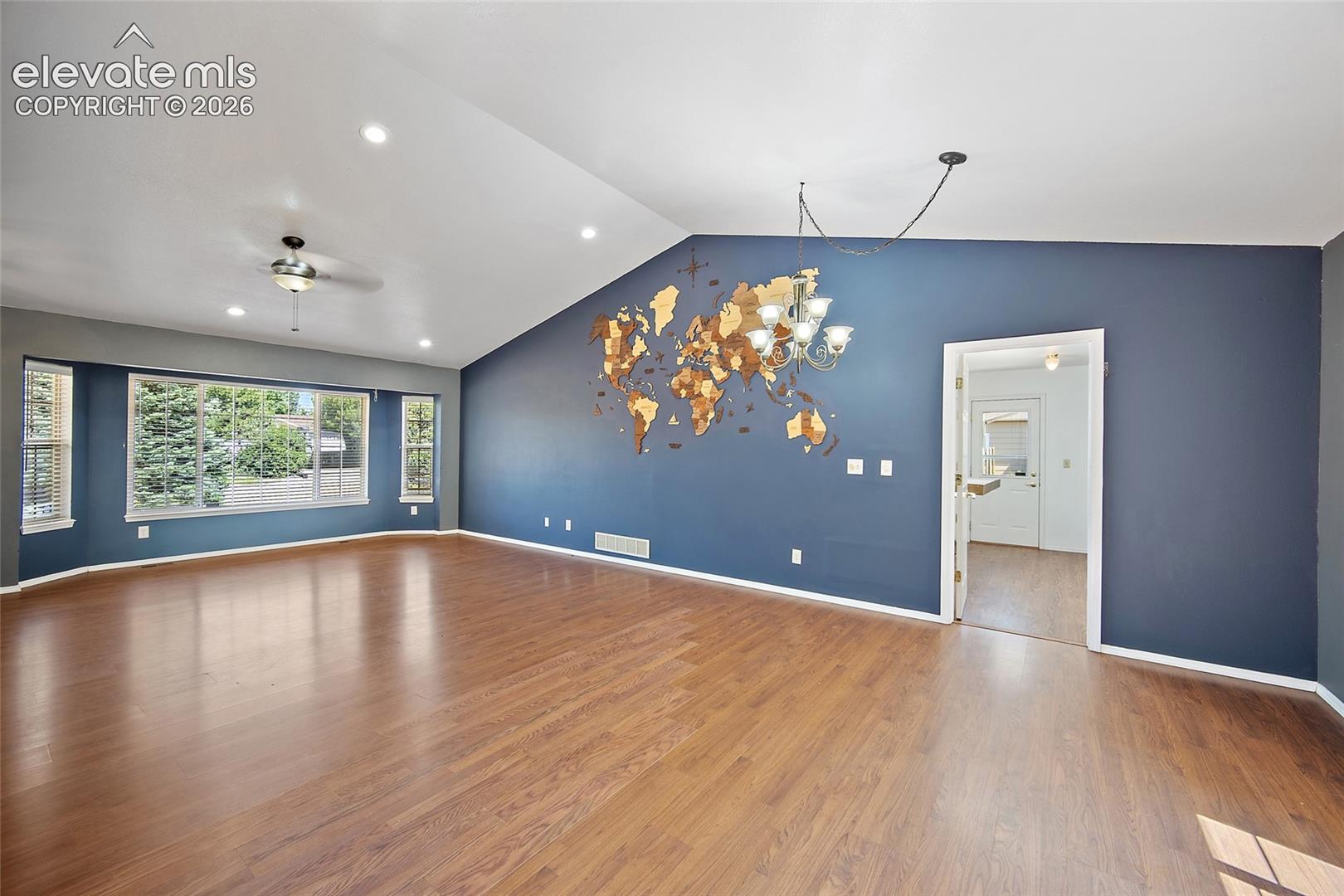 Photo 8 of 11559 Cranston Drive, Peyton