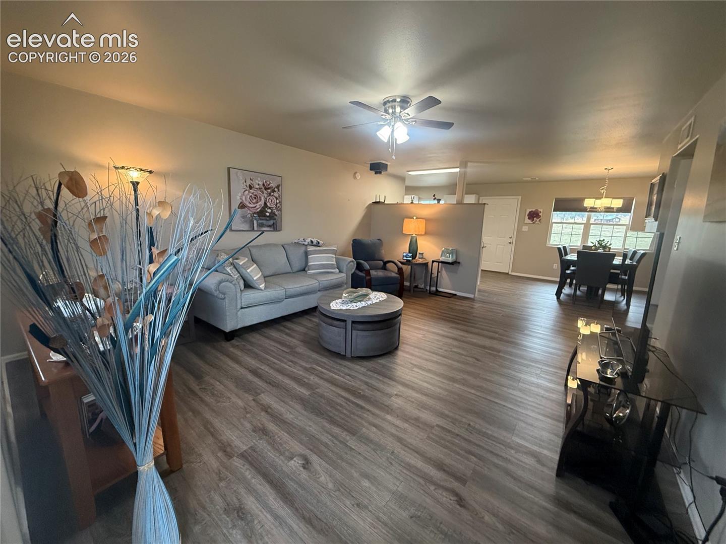 17 Garfield Cir, Florissant, CO 80816
