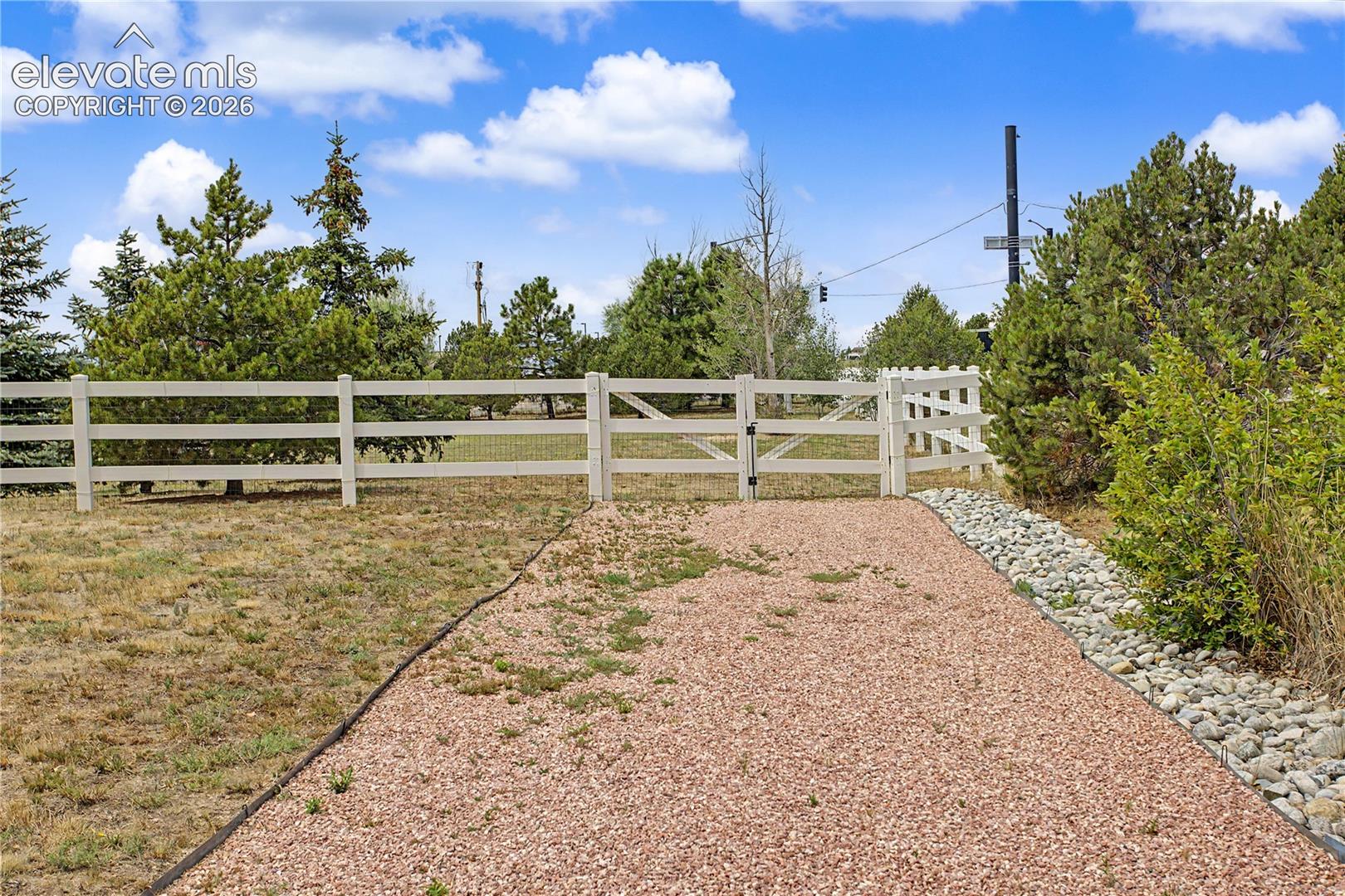 Photo 8 of 7804 Bullet Road, Peyton