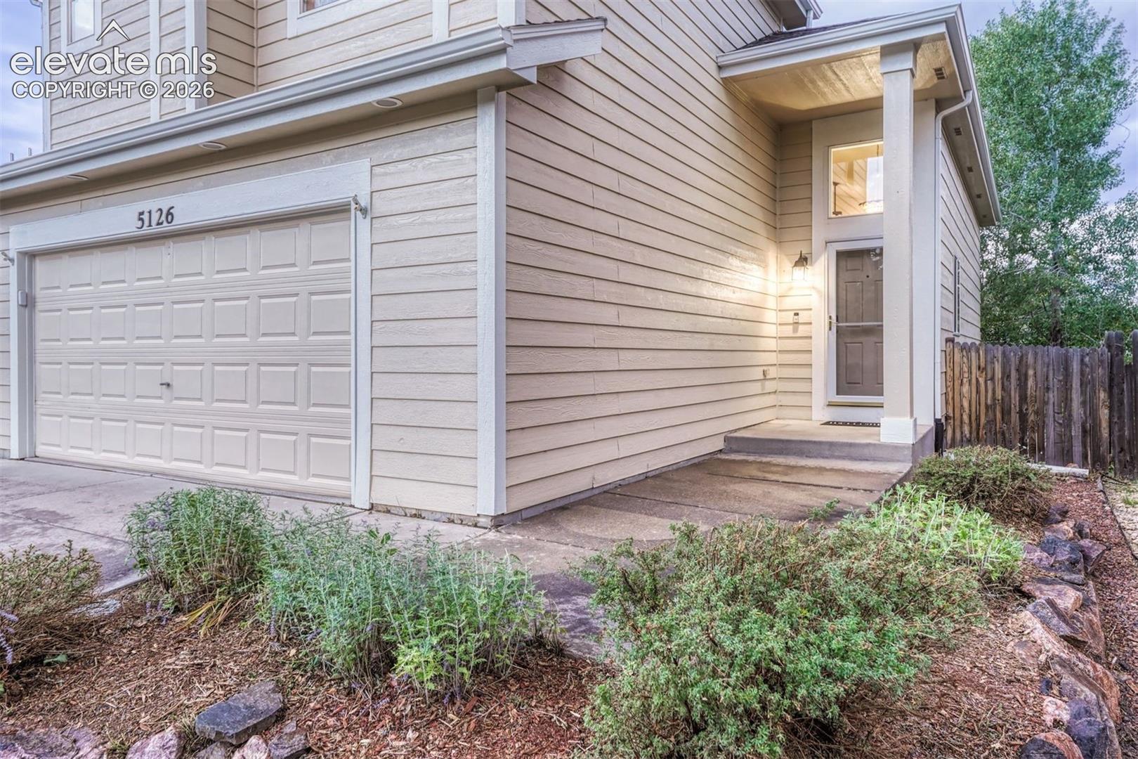 Photo 7 of 5126 Stone Fence Drive, Colorado Springs