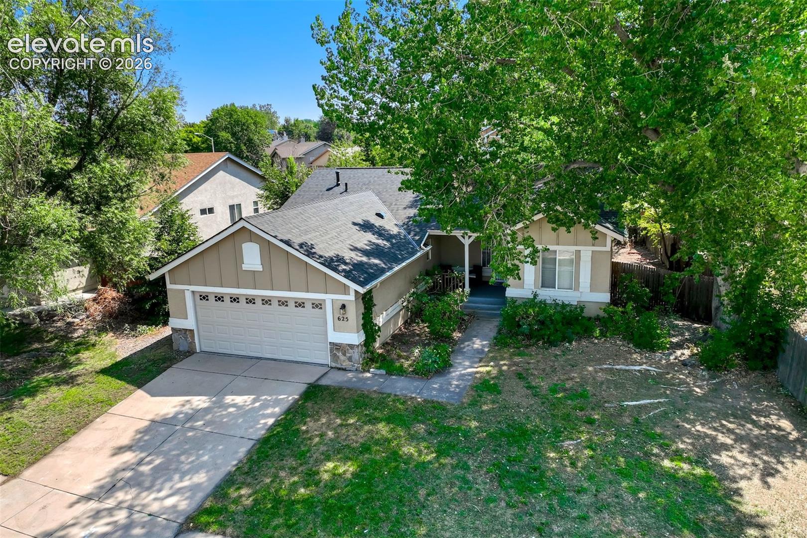 Photo 2 of 625 Golden Eagle Drive, Colorado Springs