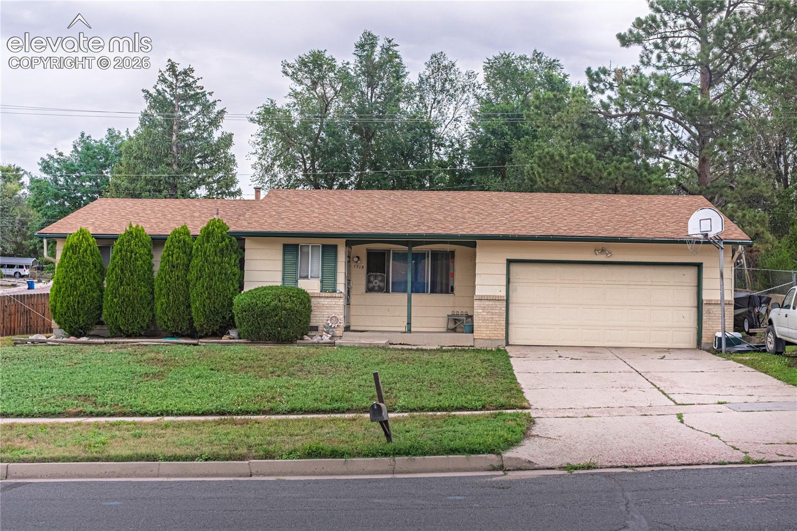 1715 Capulin Dr, Colorado Springs, CO 80910