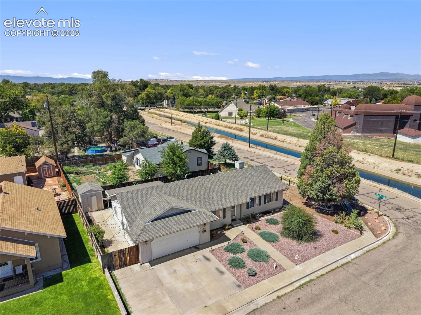 Photo 8 of 305 Alma Avenue, Pueblo