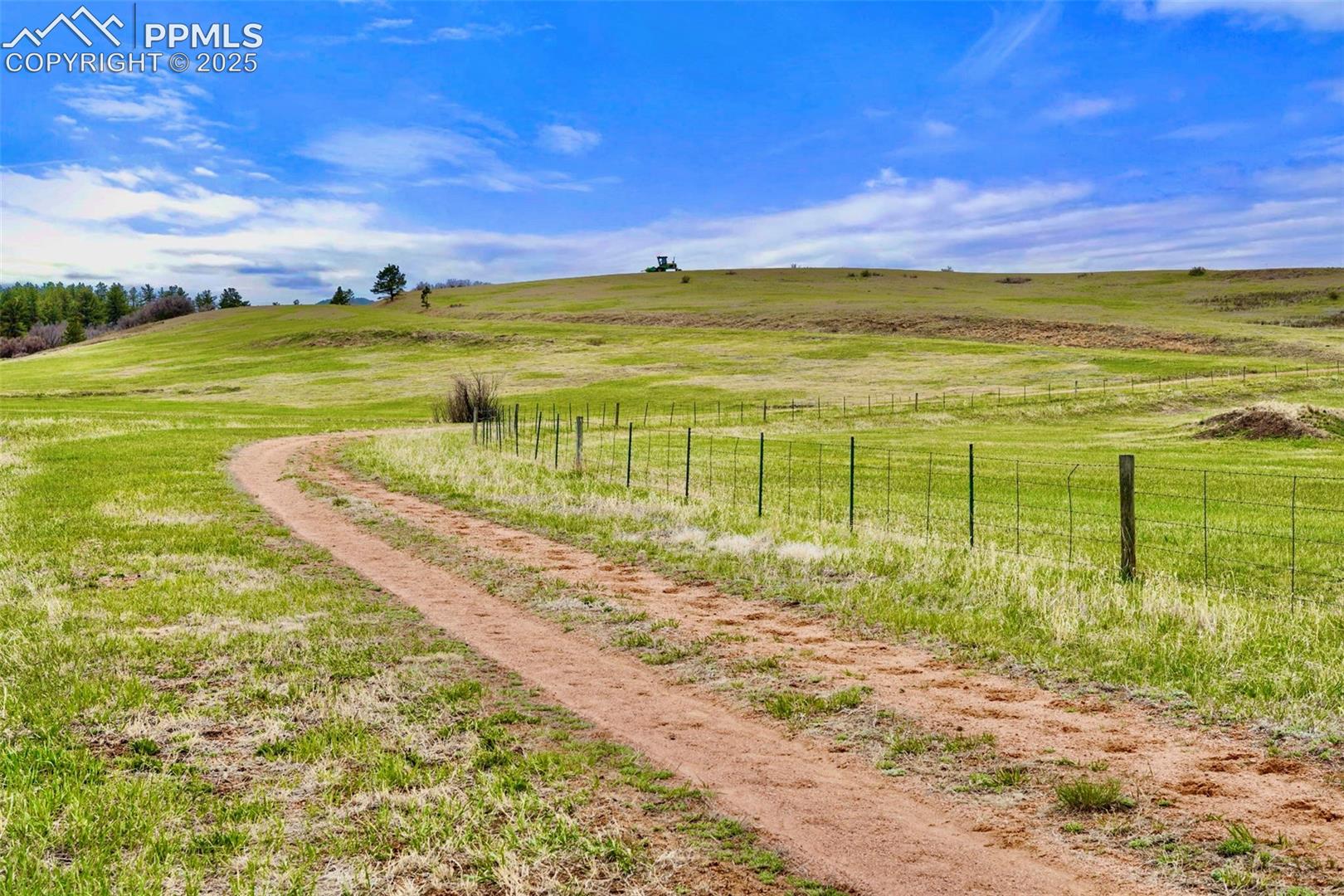 Photo 13 of 3 S Perry Park Road, Larkspur