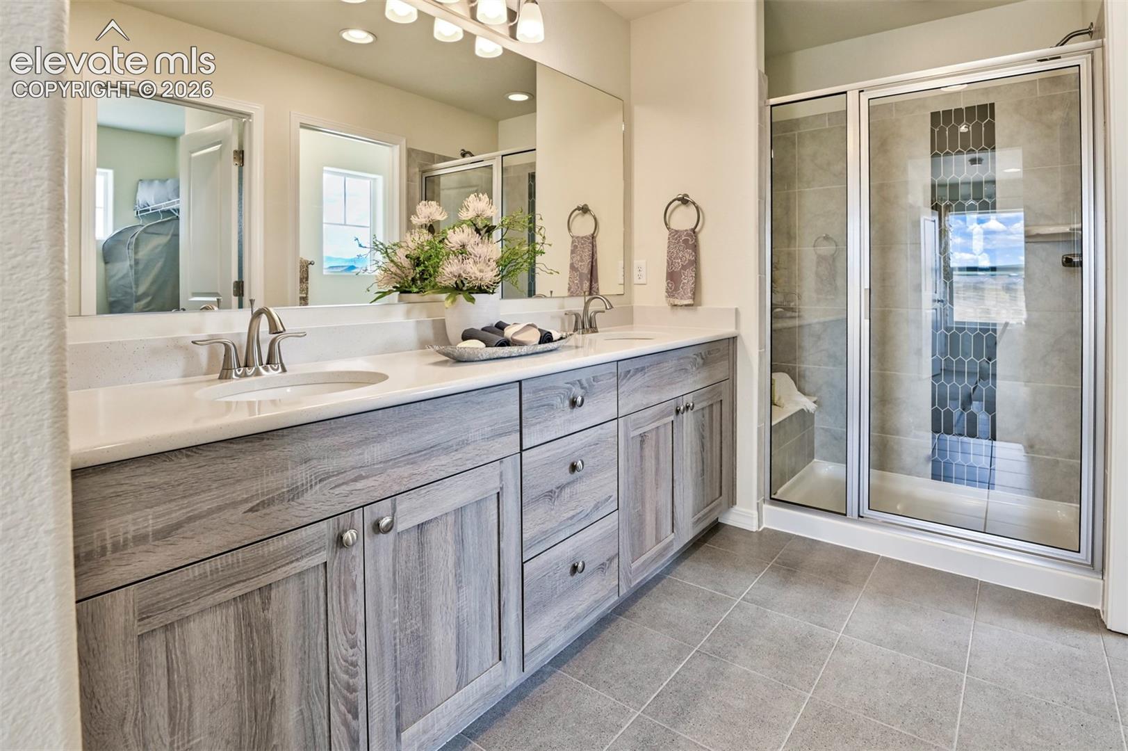 *Photos from previous model home of same floorplan. Features and options will vary!