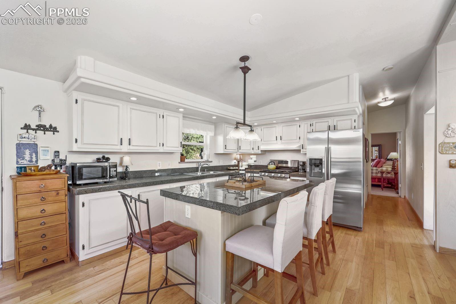 Beautiful open kitchen!