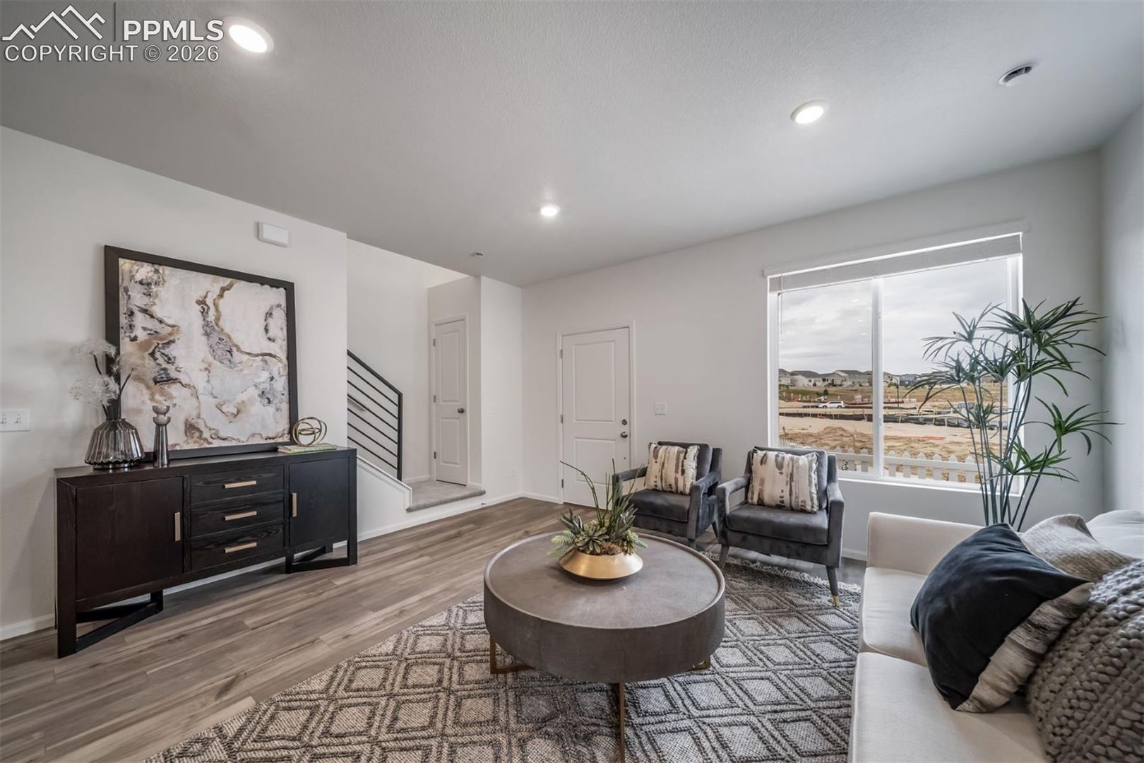 5812 Bowerman Ln, Colorado Springs, CO 80927