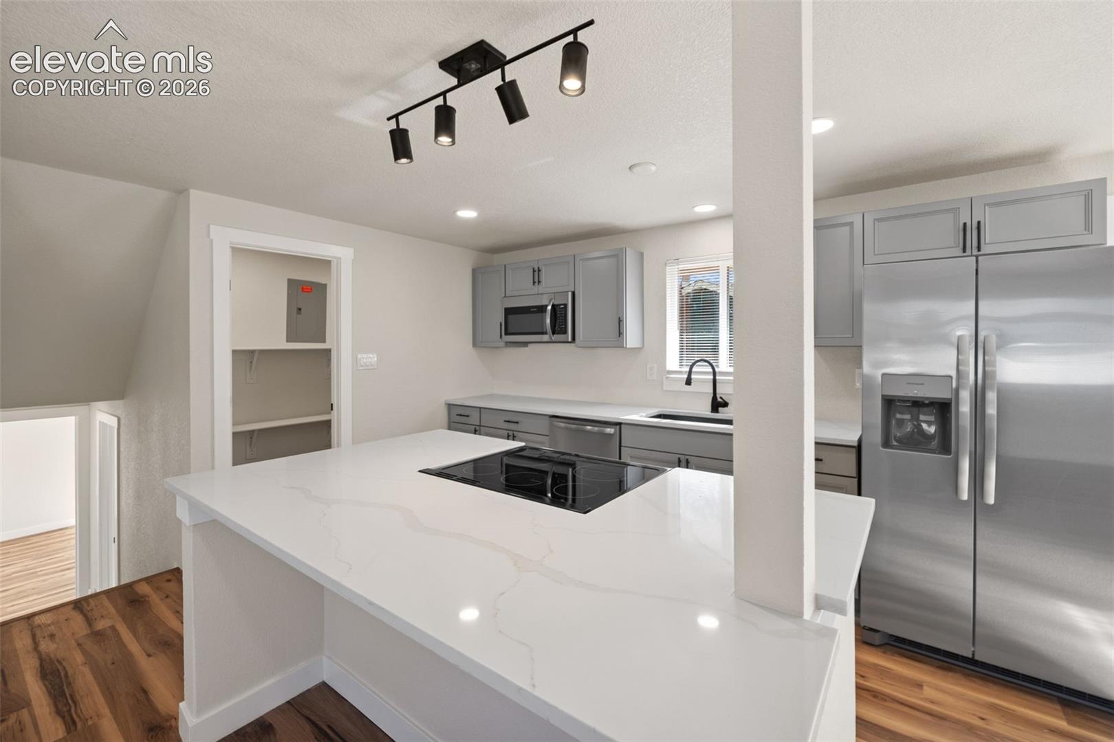 Photo 6 of 2905 Garden Hill Drive, Colorado Springs