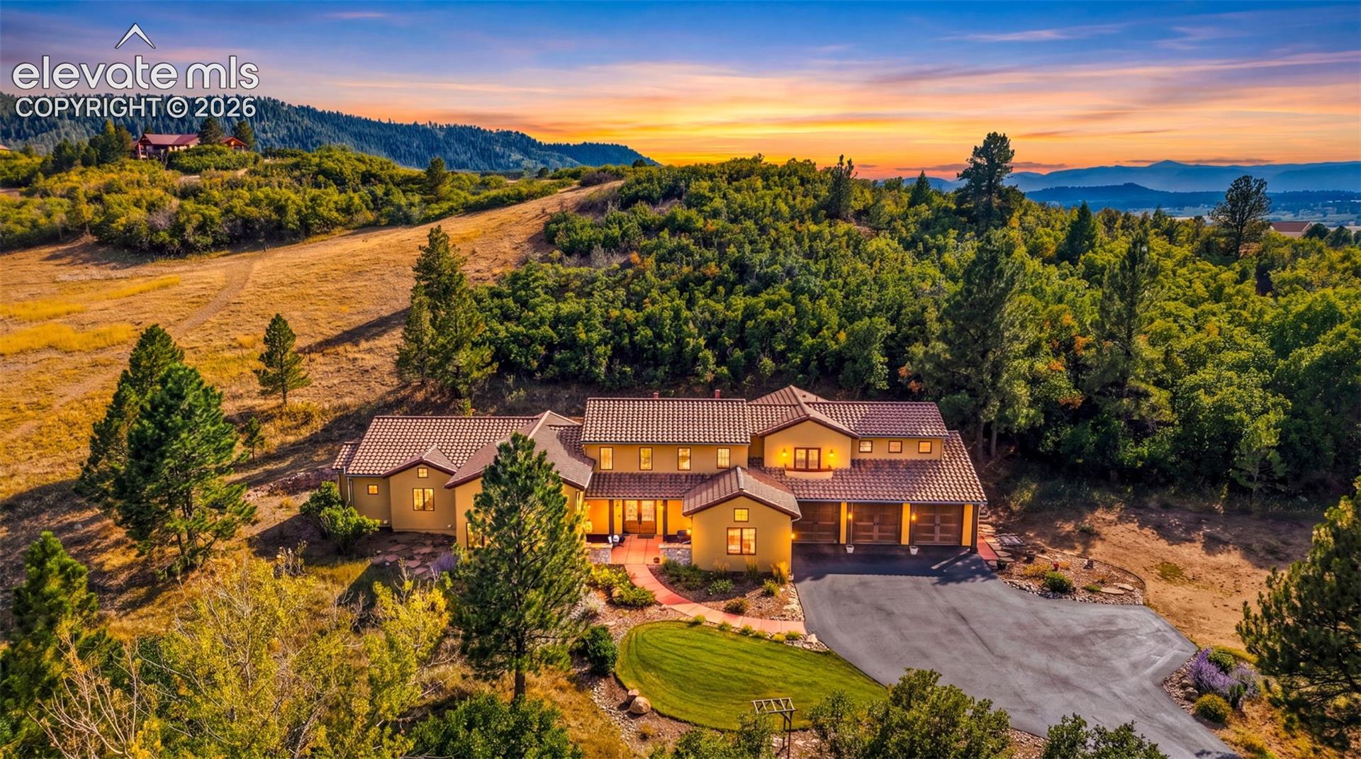 4504 Mariposa Road