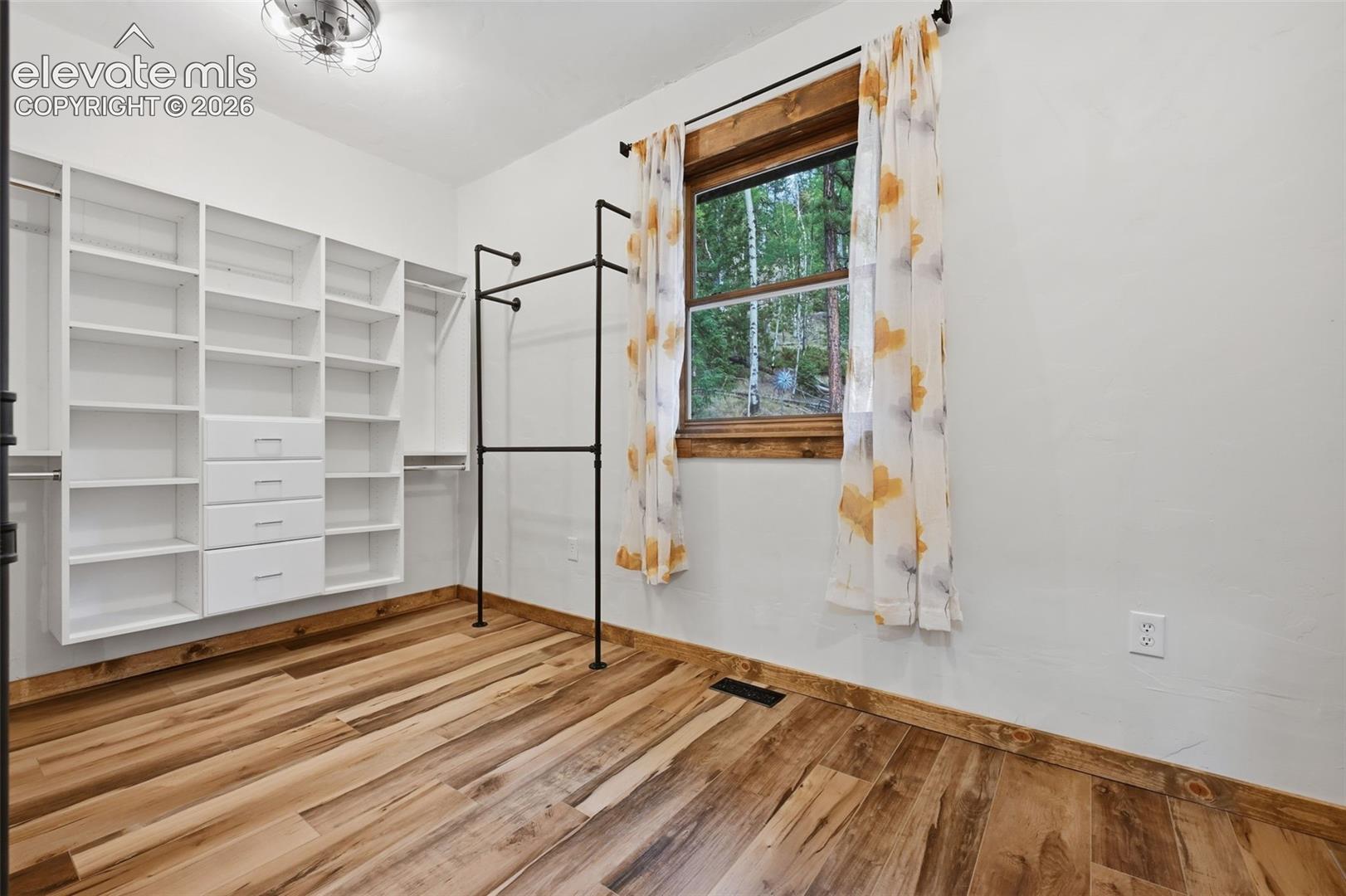 primary walk in closet