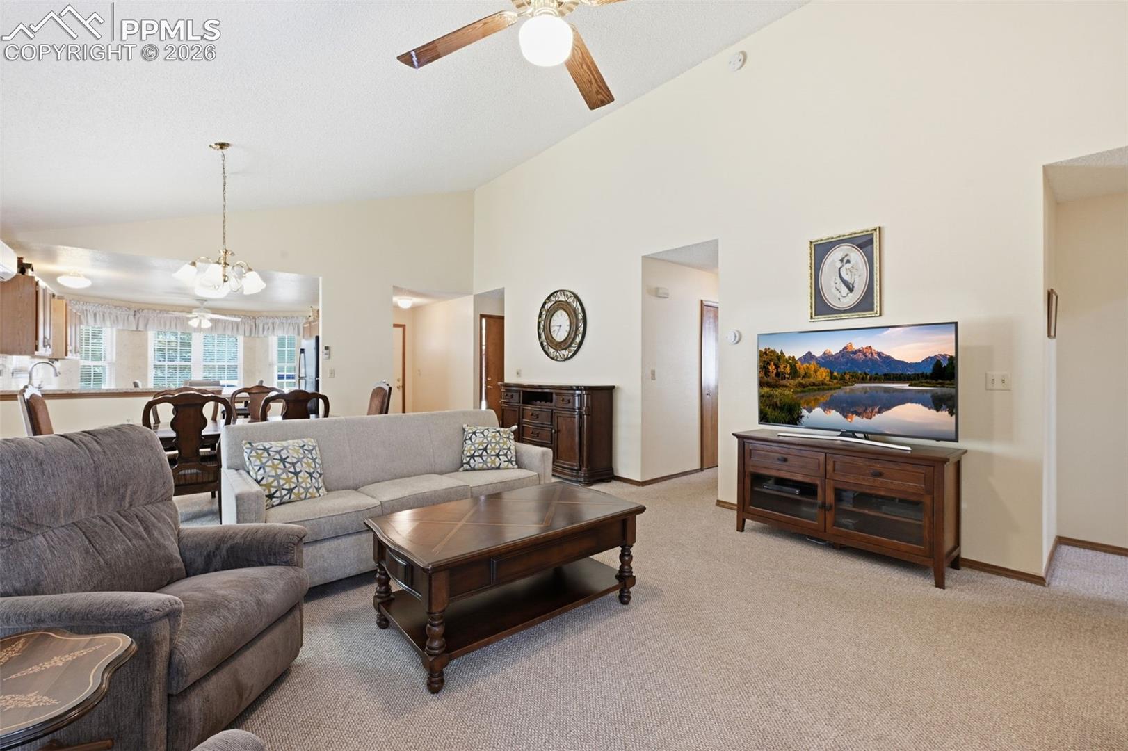 Photo 18 of 8237 Telegraph Drive, Colorado Springs