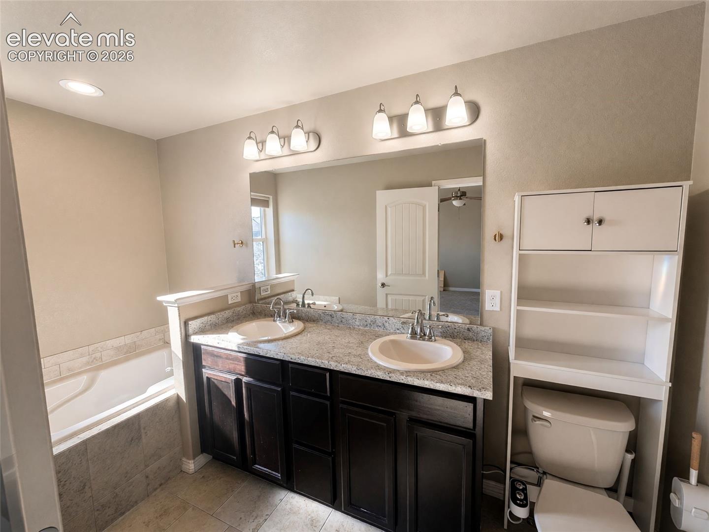 Photo 18 of 9864 Morning Vista Drive, Peyton