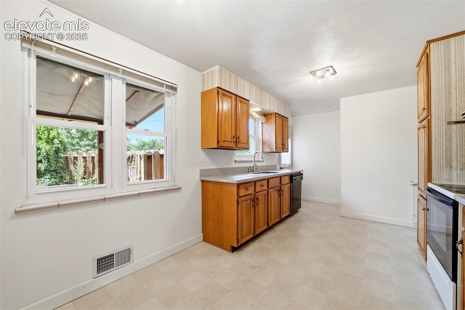 Photo 12 of 1406 Iowa Avenue, Colorado Springs