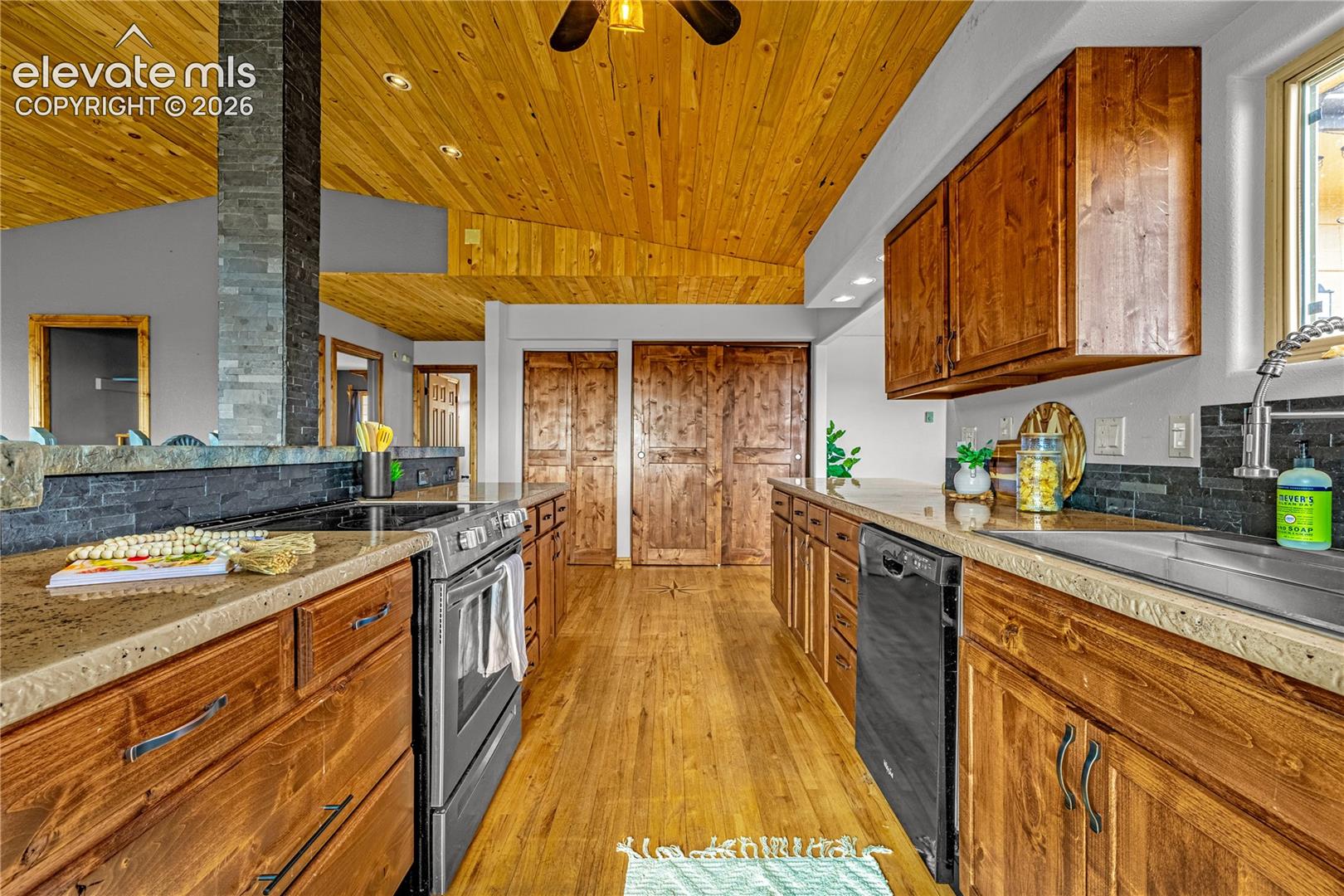 Photo 11 of 845 Crystal Park Road, Manitou Springs