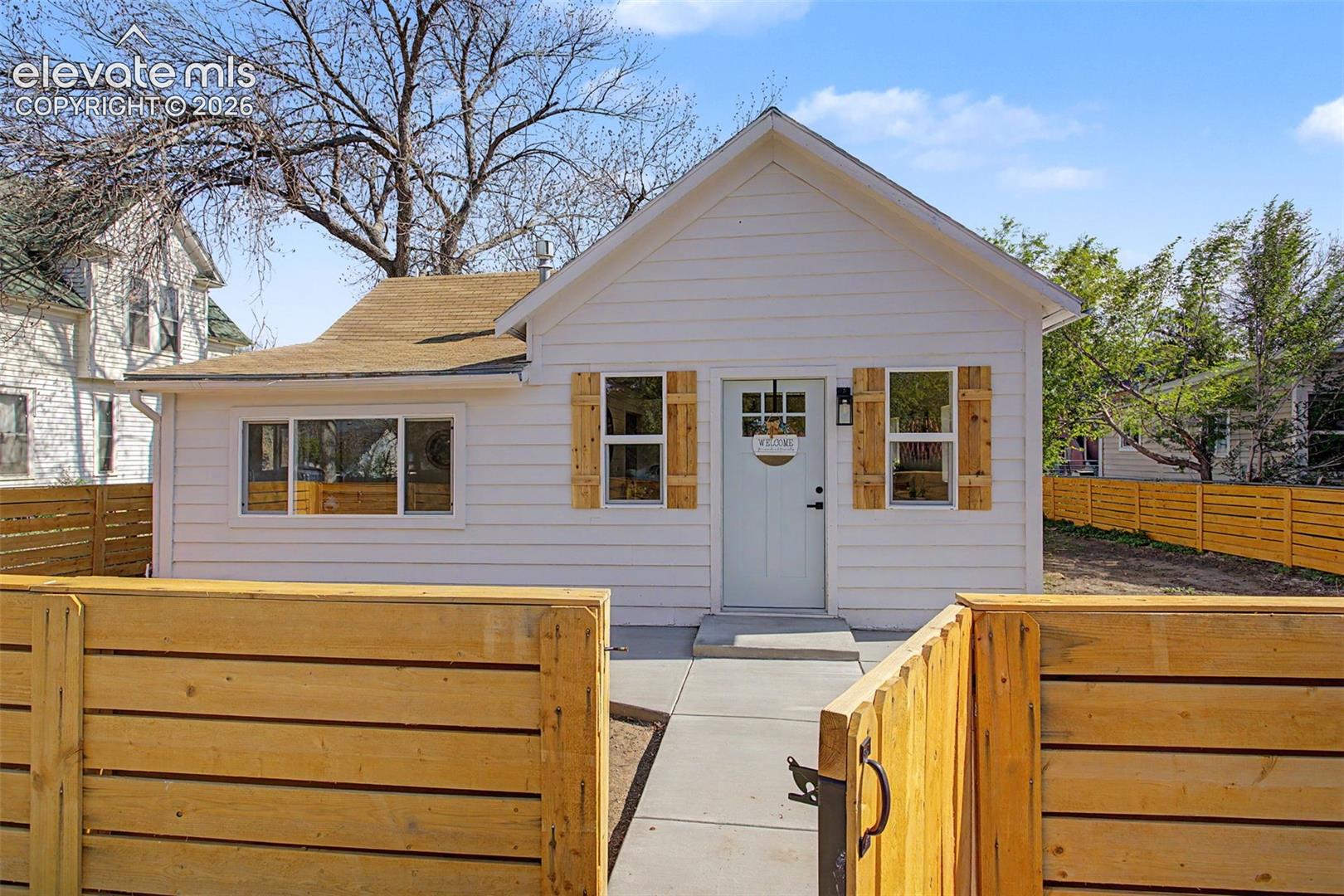611 Maple St, Colorado Springs, CO 80903