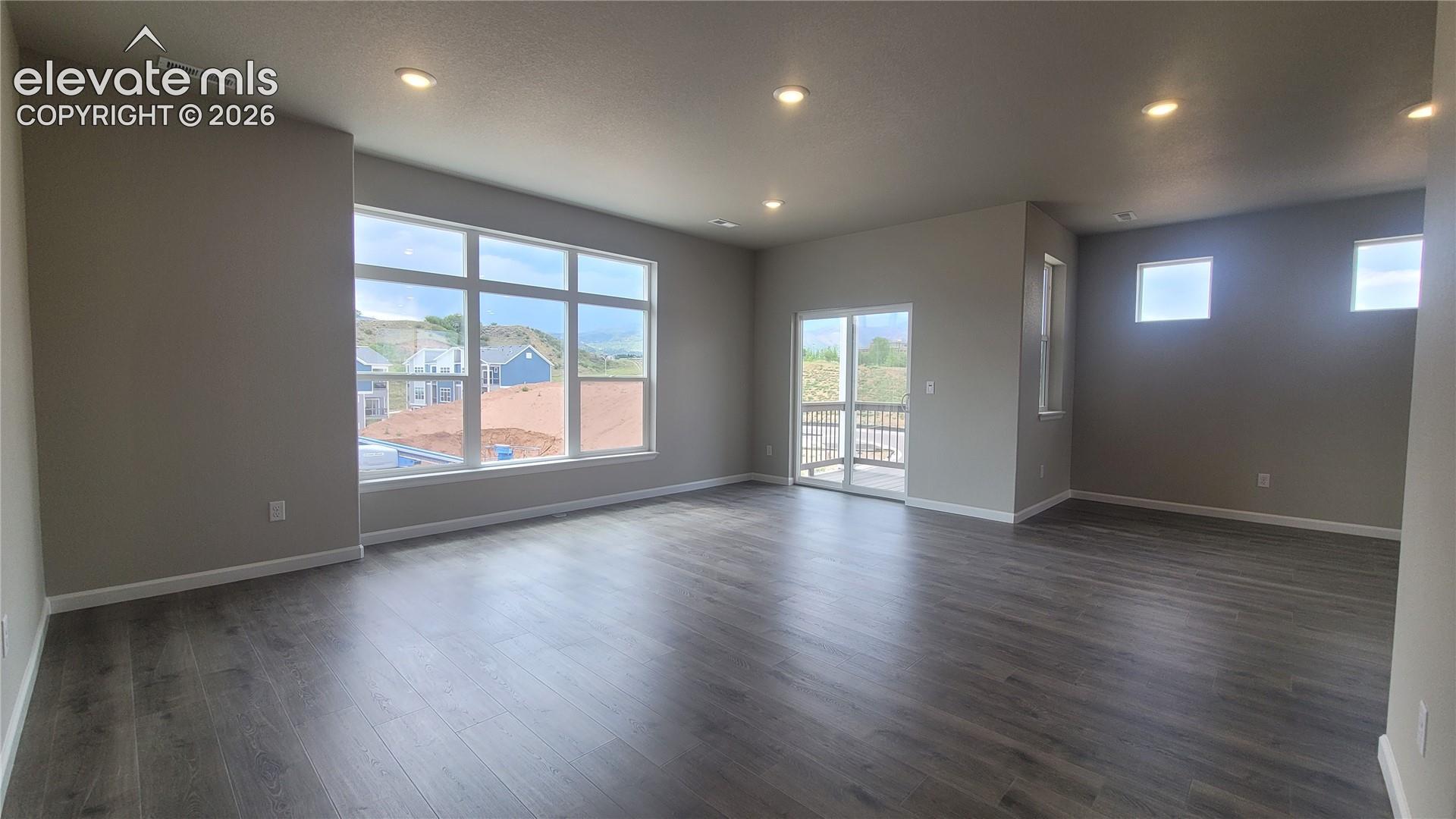Photo 10 of 747 Belleza View, Colorado Springs