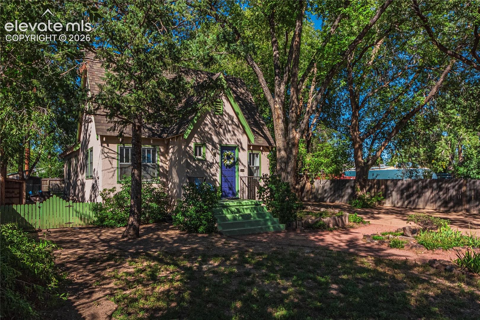 70 Cascade Ct, Colorado Springs, CO 80907