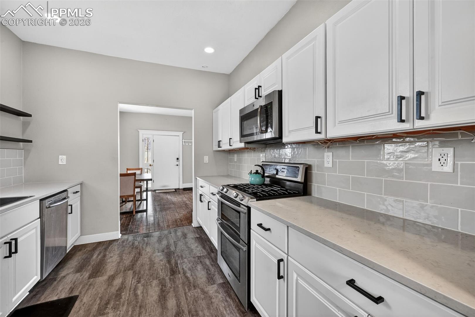 Stainless Steel appliances included