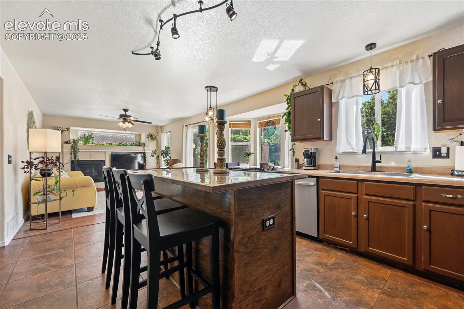 Photo 8 of 6911 Ketchum Drive, Colorado Springs