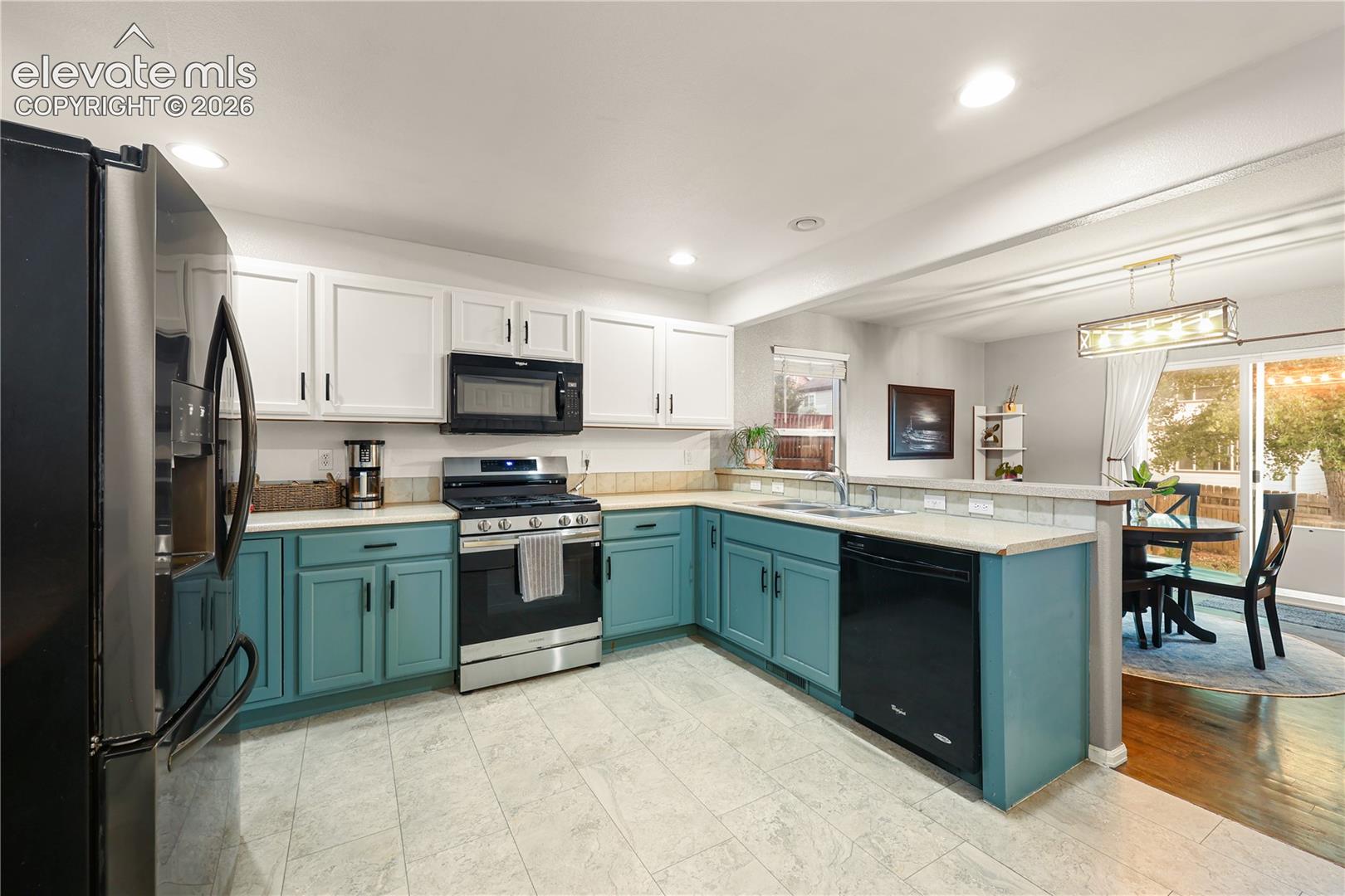 Photo 10 of 7755 Mountain Laurel Drive, Colorado Springs
