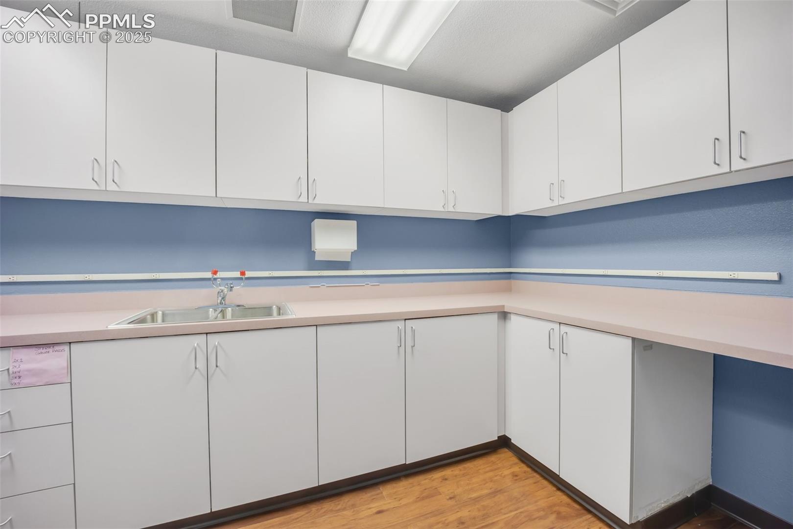 Kitchen - break room 