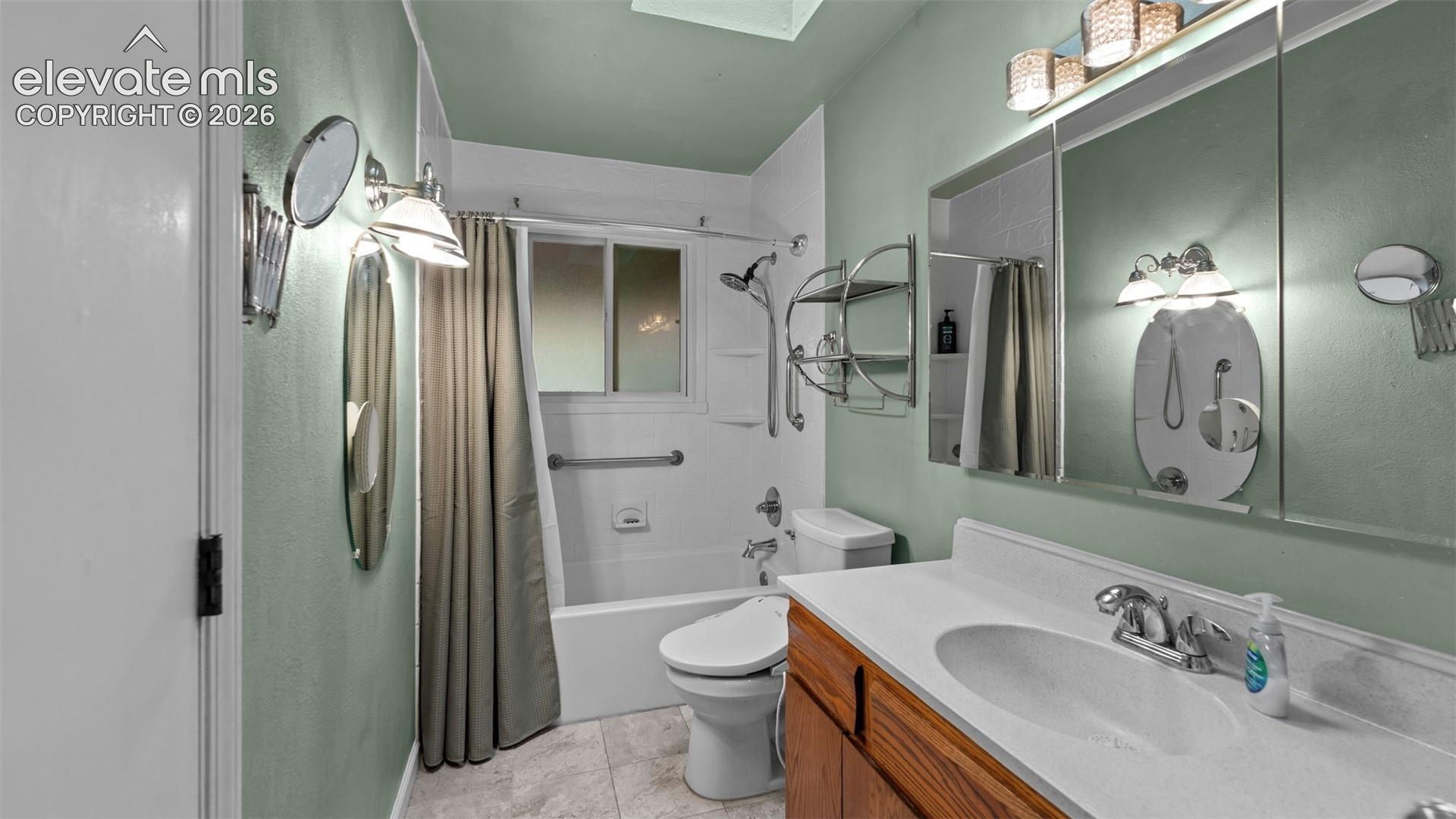 Upstairs full bedroom