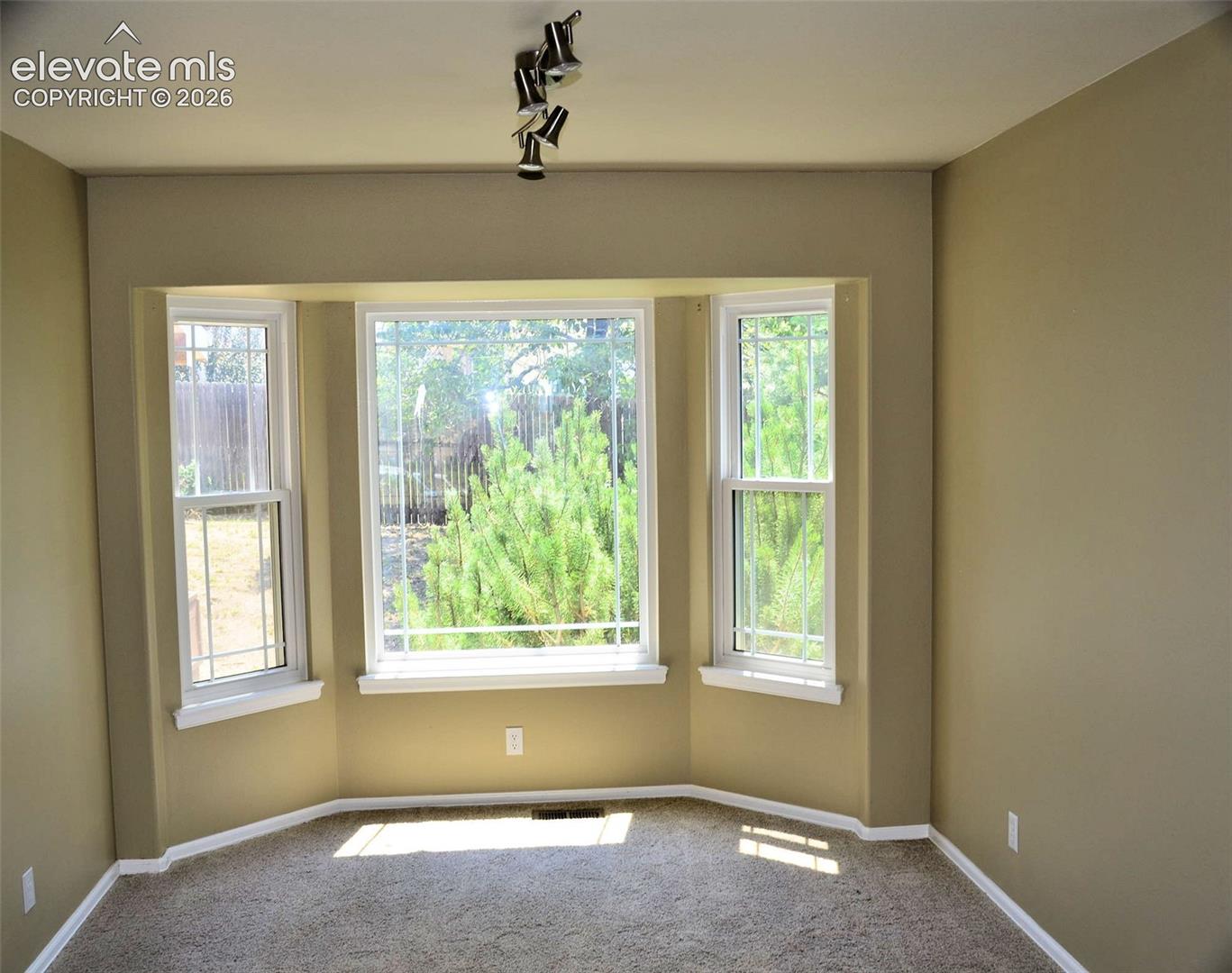 2220 Wimbleton Ct, Colorado Springs, CO 80920