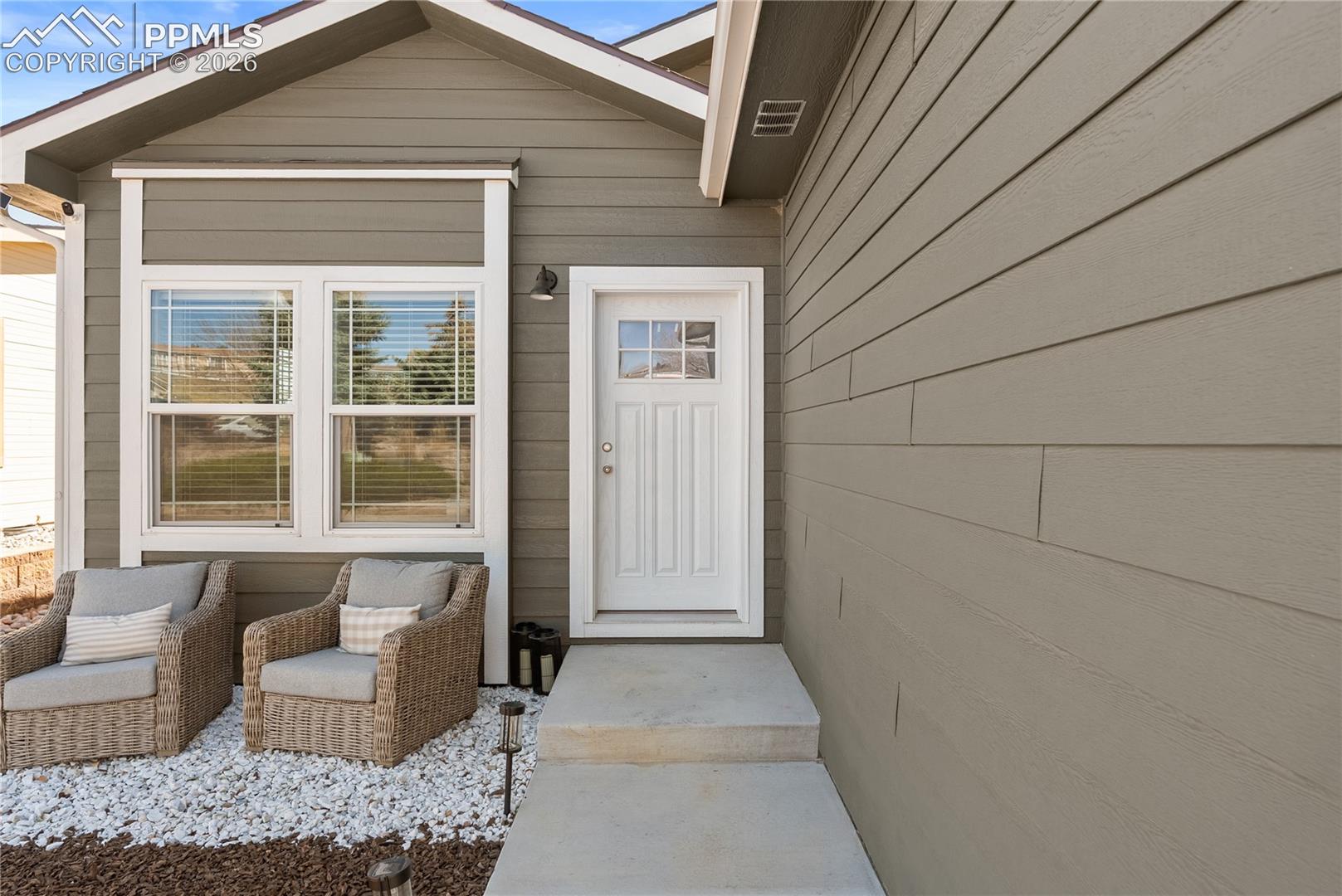 7647 Black Bear Point, Colorado Springs, CO 80922