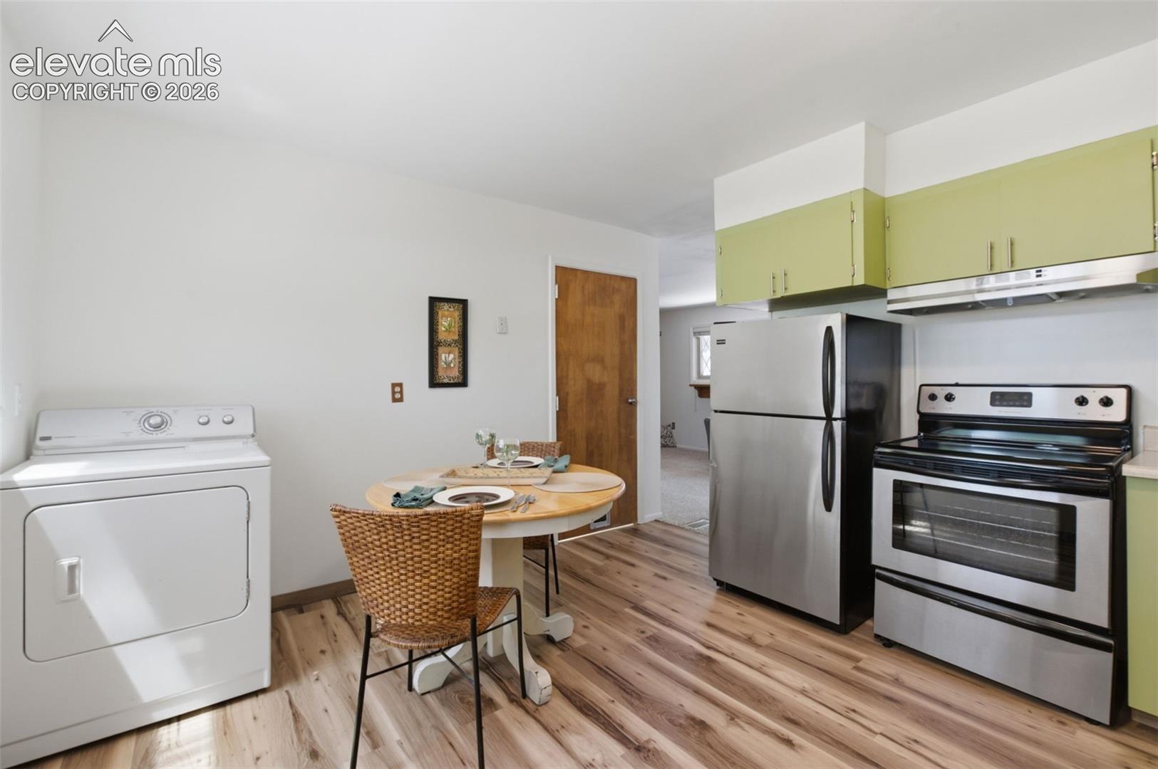 Photo 12 of 110 N Brentwood Drive, Colorado Springs