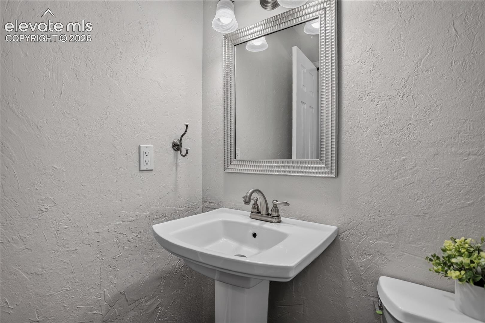 Main level powder room