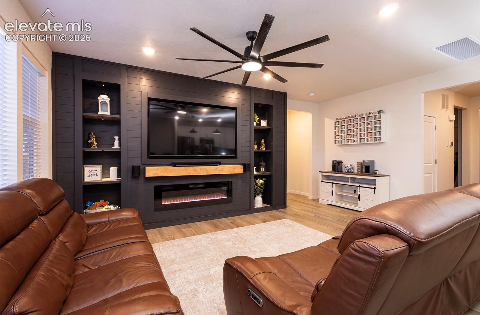 Photo 9 of 9828 Pennycress Drive, Colorado Springs