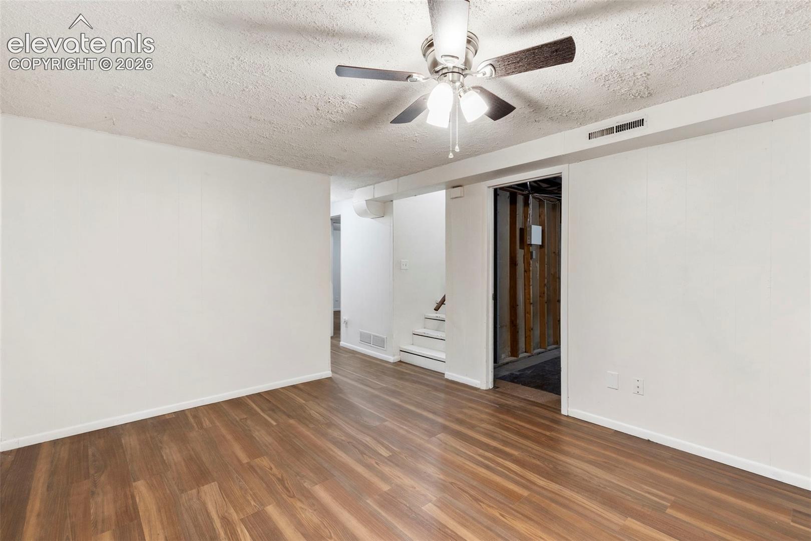 Photo 16 of 838 Kingsley Drive, Colorado Springs