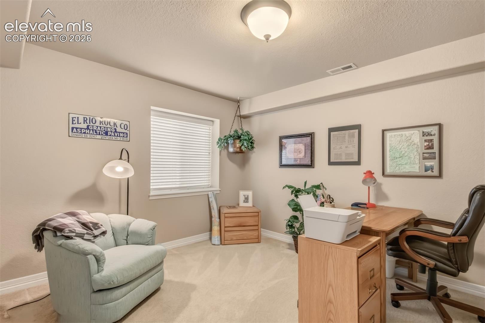 Third bedroom or office space in Basement