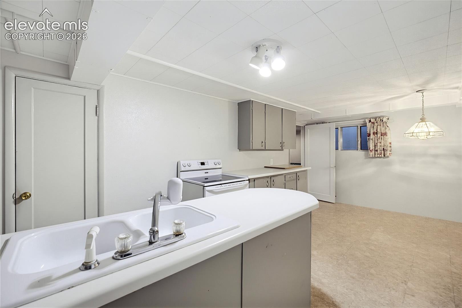 Photo 31 of 2700 N Chelton Road, Colorado Springs