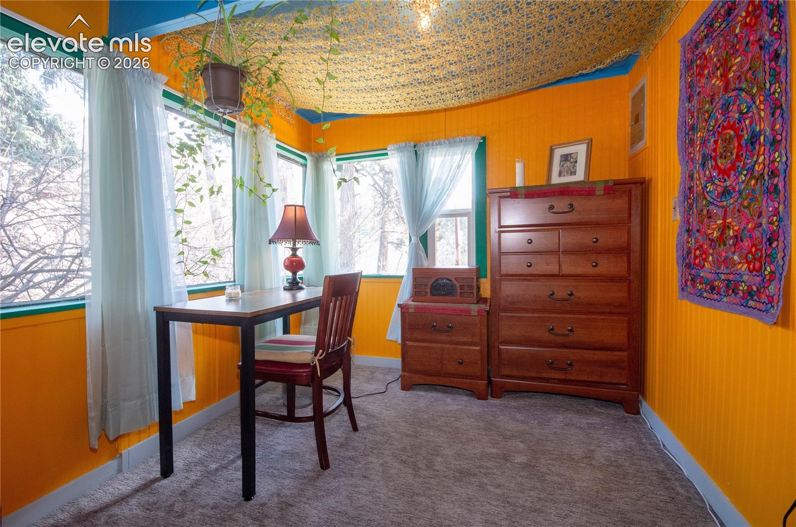 Sitting room off primary bedroom