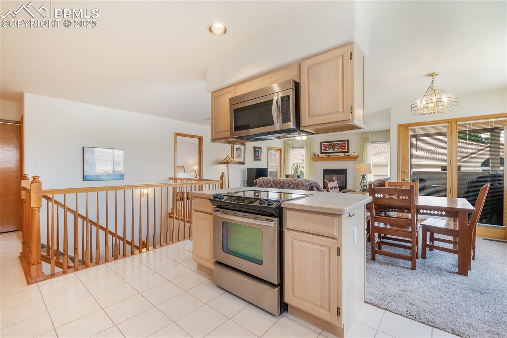 Photo 6 of 214 Luxury Lane, Colorado Springs