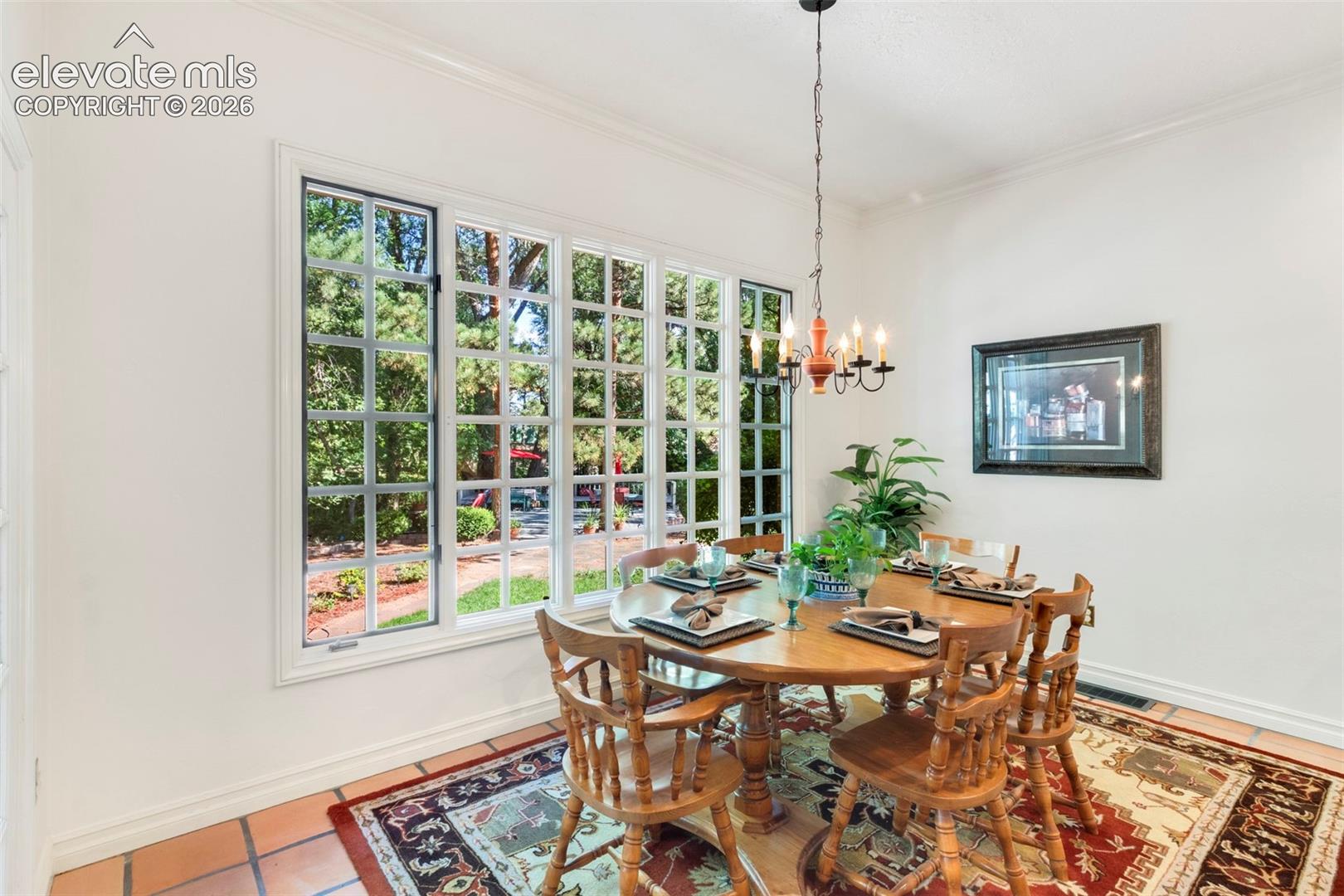Kitchen Casual dining area with walkout 