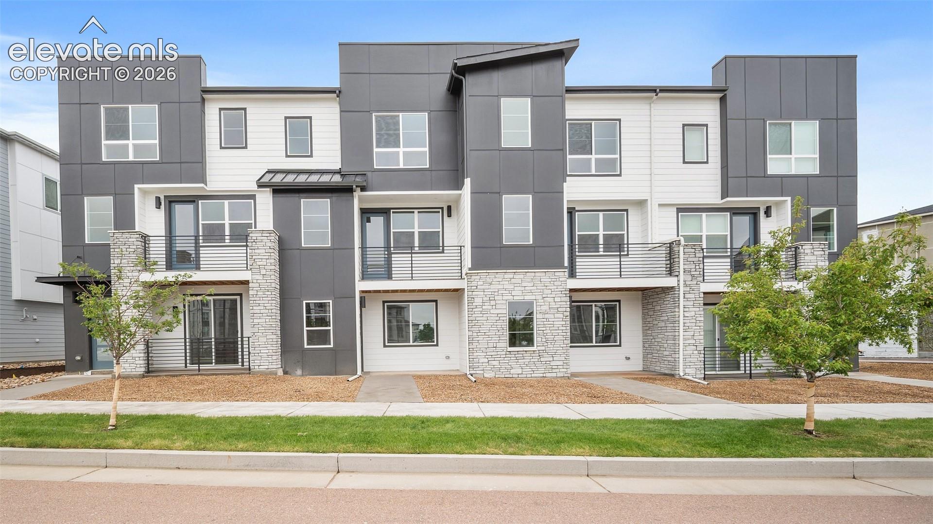 2240 Peridot Loop Hts, Colorado Springs, CO 80908