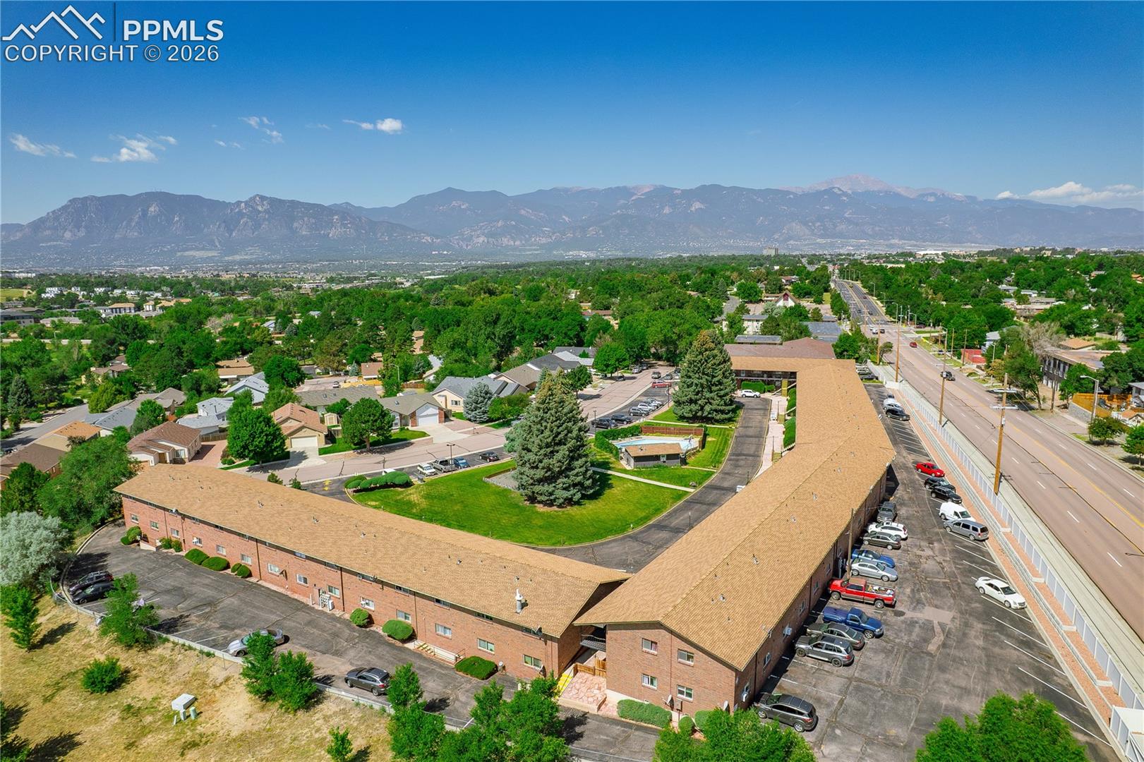 Photo 12 of 434 Valley Hi Circle #B6, Colorado Springs