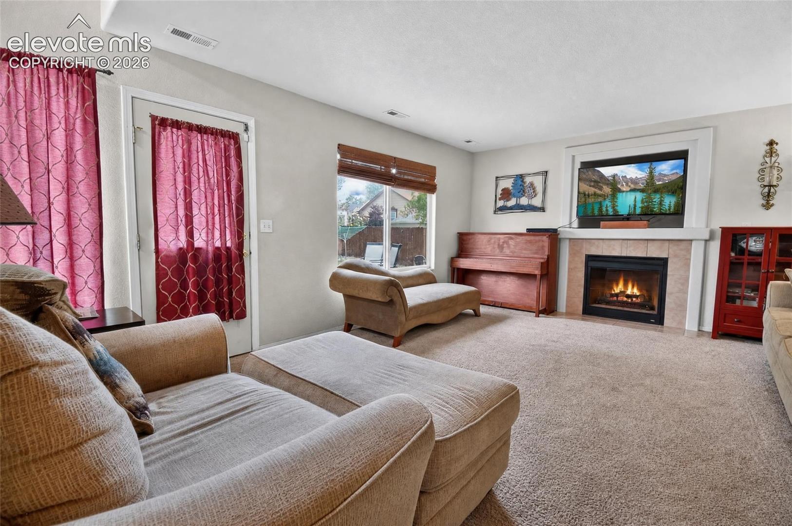 Photo 10 of 3347 Heather Glen Drive, Colorado Springs