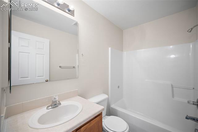 Upstairs Hall Bath