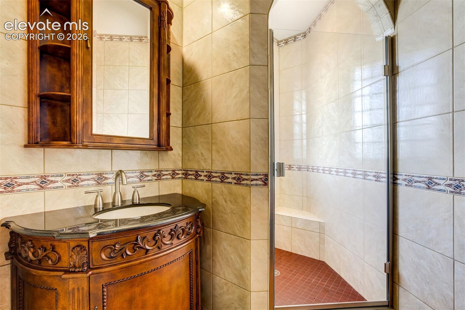 Another on-suite bathroom for the other bedroom upstairs. 