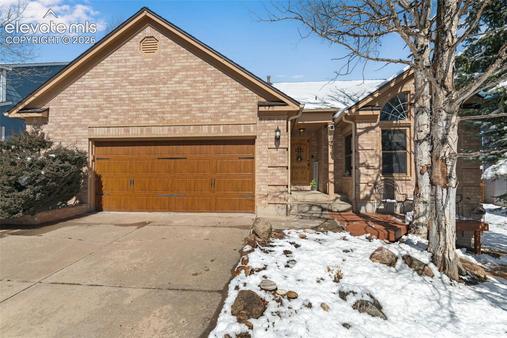 670 Fernglen Ct, Colorado Springs, CO 80906