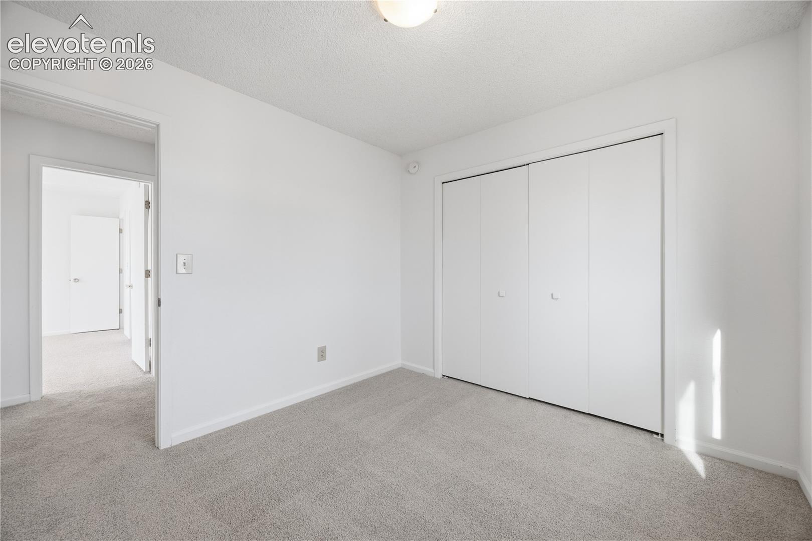 Photo 16 of 912 Amsterdam Drive, Colorado Springs
