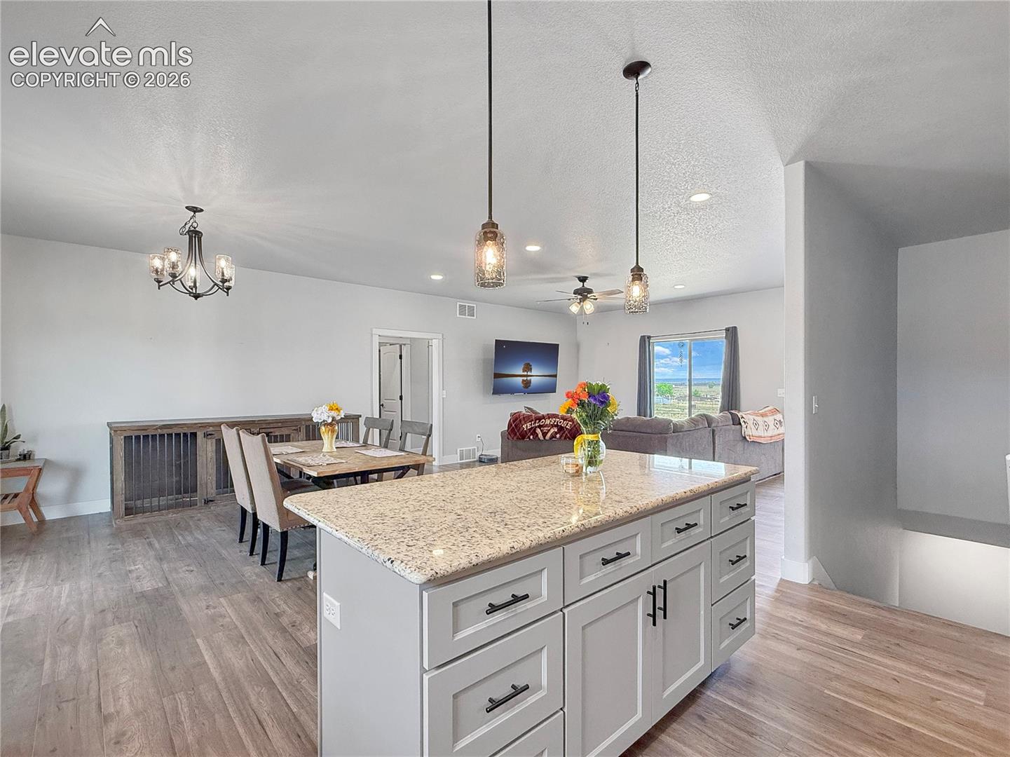 Photo 13 of 421 N Heather Drive, Pueblo West