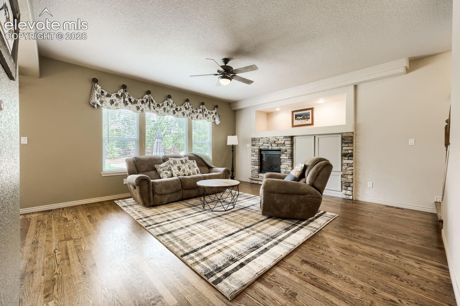 Photo 9 of 1586 Lily Lake Drive, Colorado Springs
