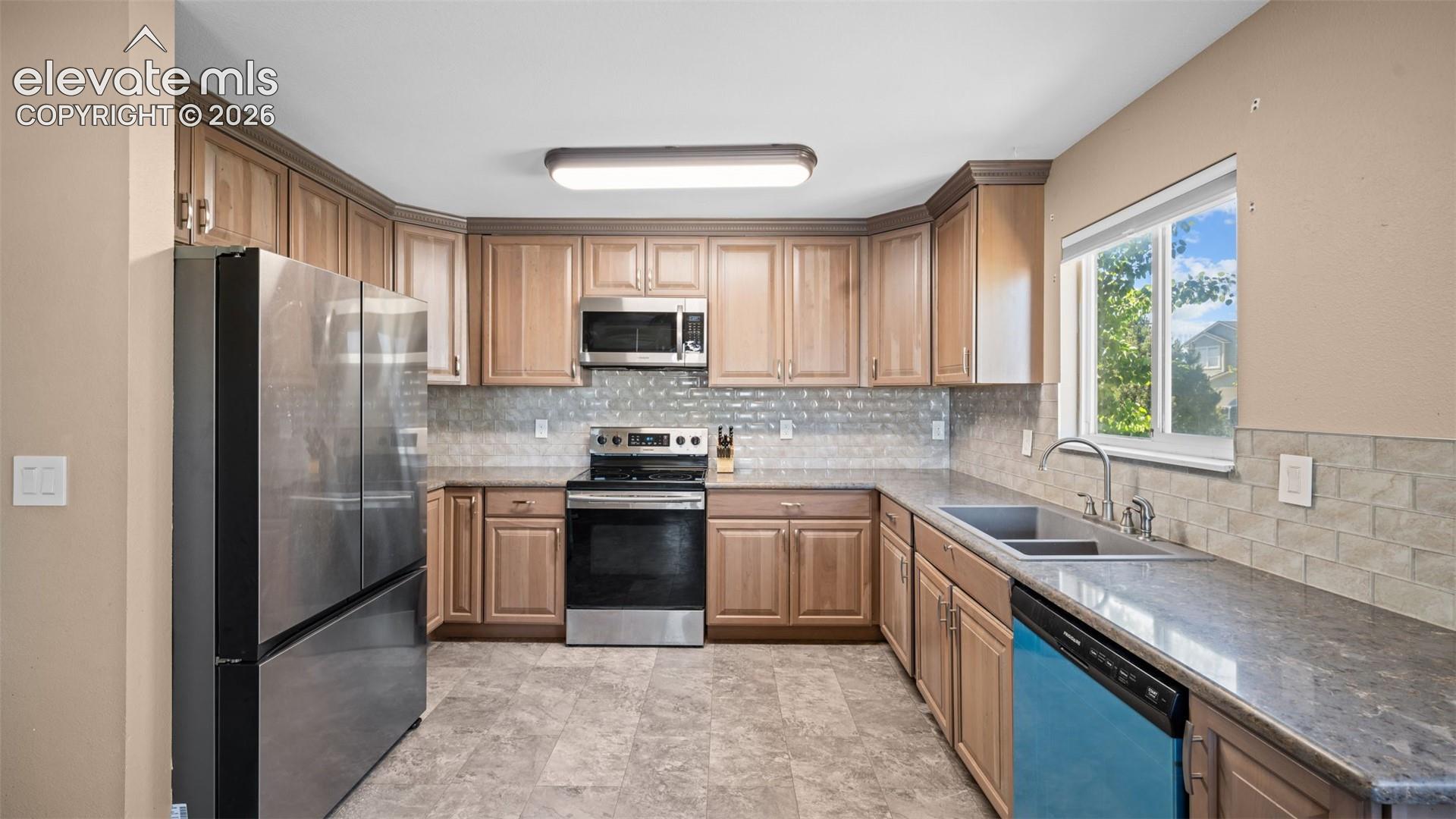 Photo 6 of 1180 Goodview Court, Colorado Springs