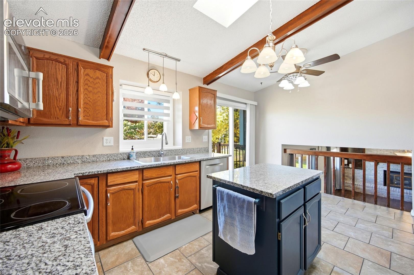 Photo 7 of 3880 Cloud Drive, Colorado Springs