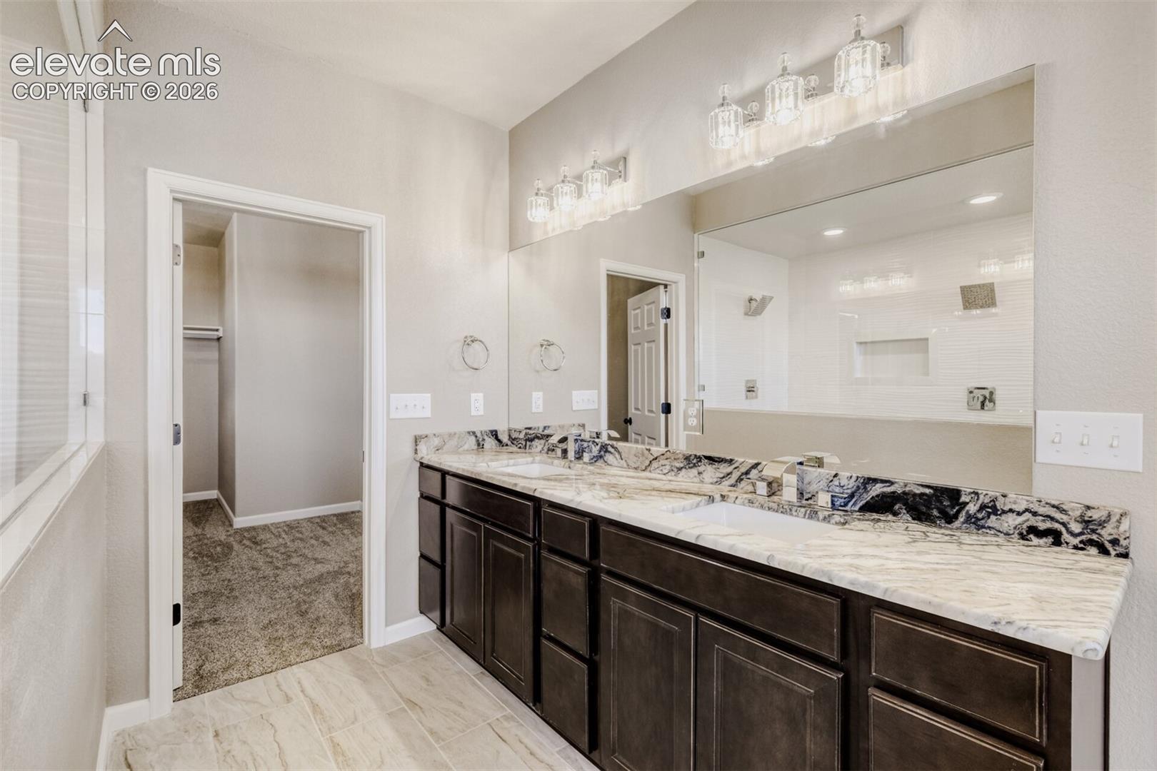 5-piece master bath